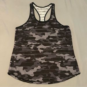 Zyia Active Camo Racerback Tank 🖤